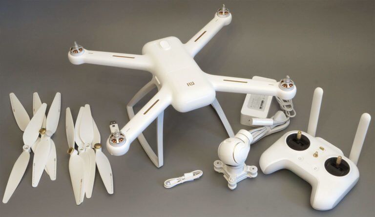 Комплект поставки Mi Drone 4k